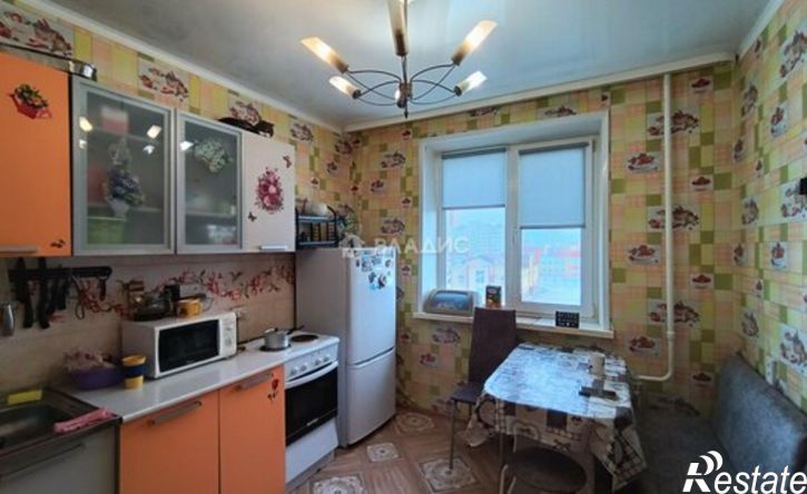 2-комн квартира 10-й микрорайон, 35