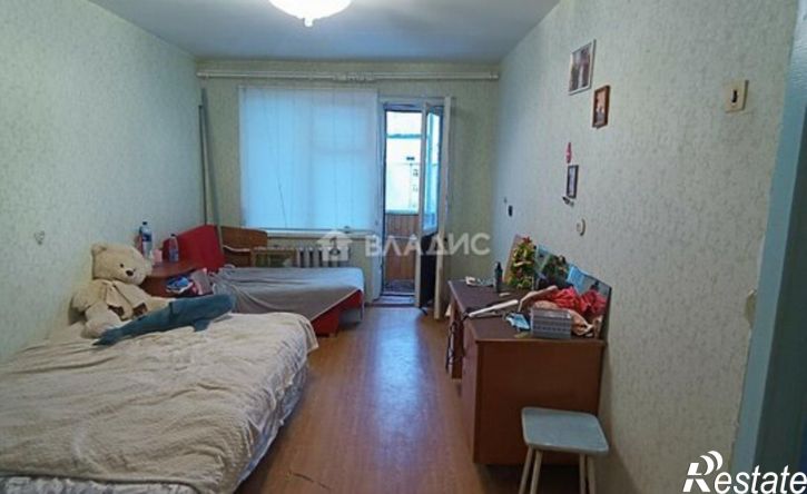 2-комн квартира 4-й микрорайон, 2