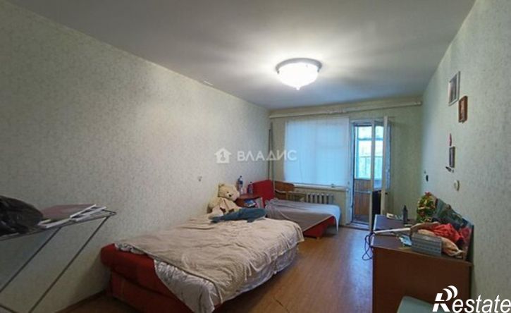 2-комн квартира 4-й микрорайон, 2