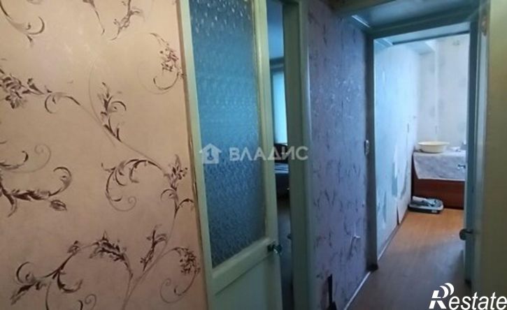 2-комн квартира 4-й микрорайон, 2