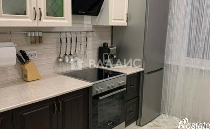 2-комн квартира 8-й микрорайон, 16