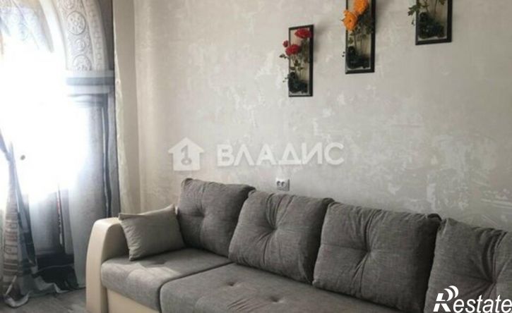 2-комн квартира 8-й микрорайон, 16