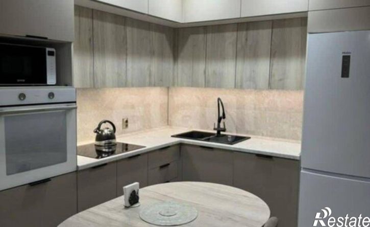 2-комн квартира 7-й микрорайон, 47А