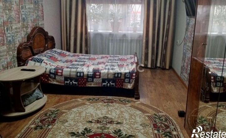 3-комн квартира 10-й микрорайон, 73А