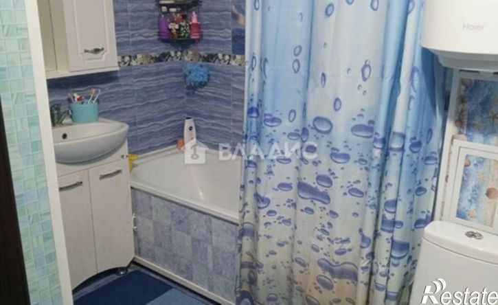 3-комн квартира 10-й микрорайон, 73А