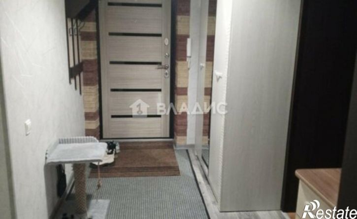 3-комн квартира 10-й микрорайон, 73А