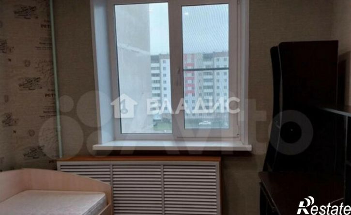 4-комн квартира 15-й микрорайон, 4