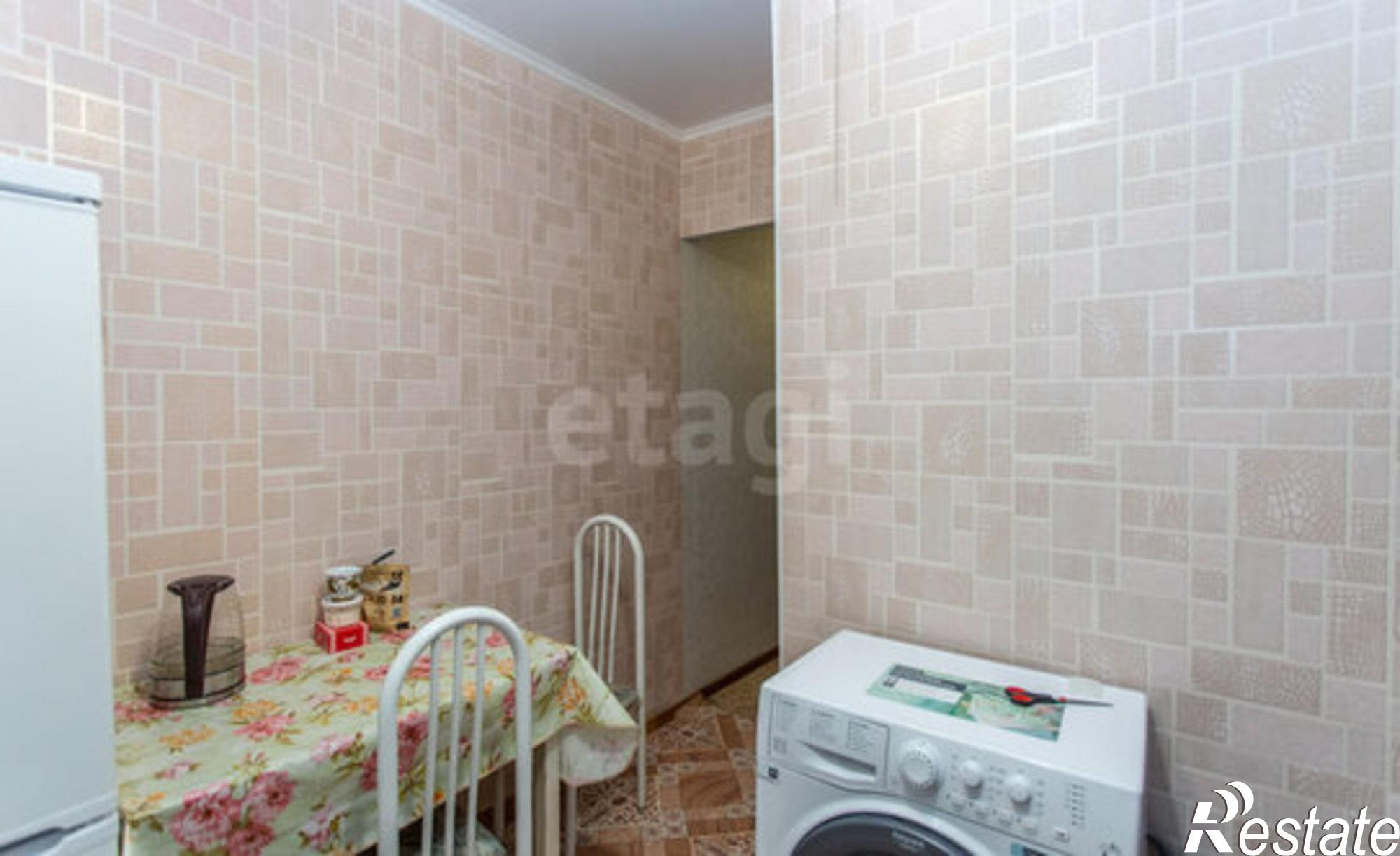 Купить квартиру за 3 000 000 рублей на 9-й микрорайон, 18А