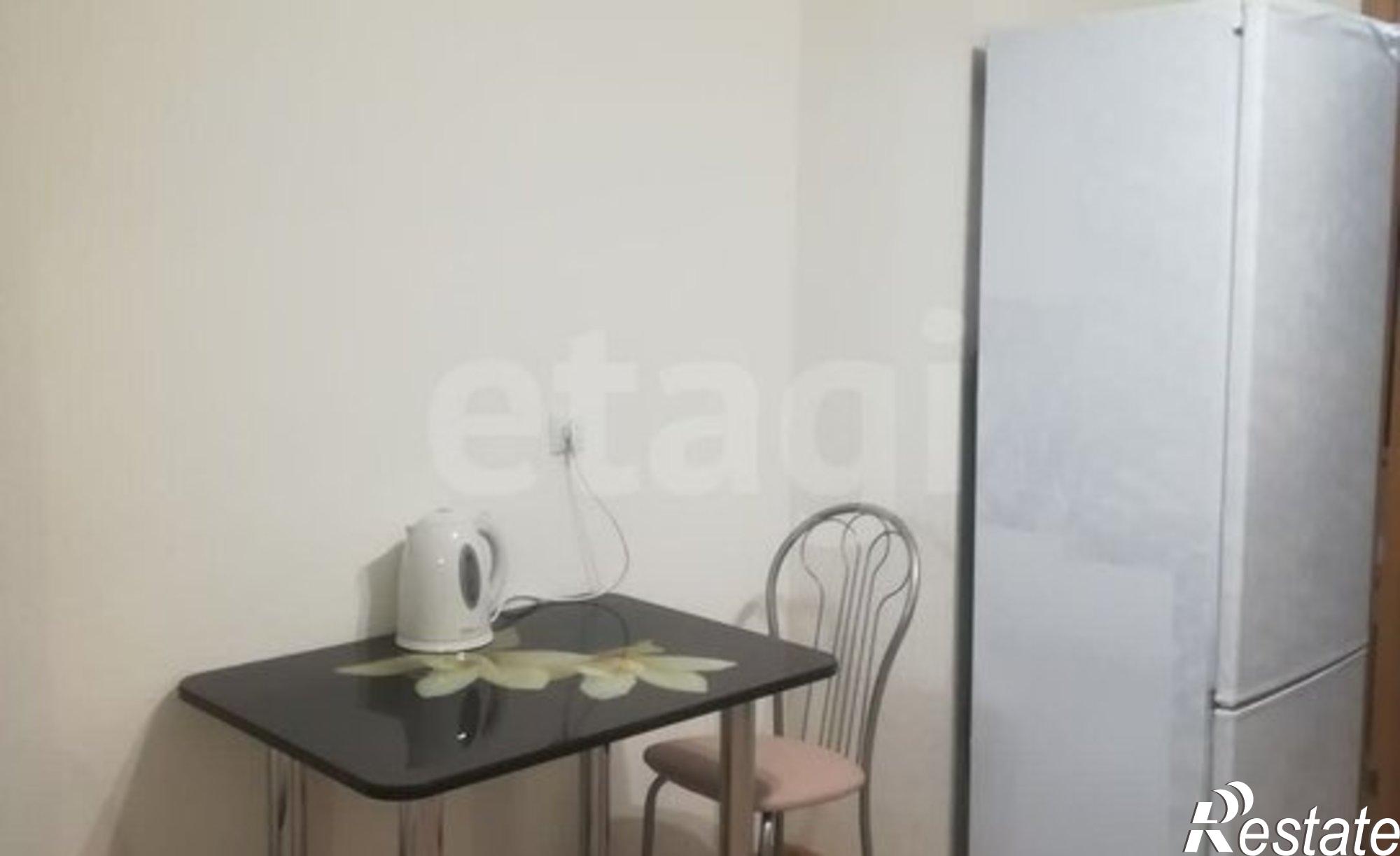 Купить квартиру за 5 000 000 рублей на 15-й микрорайон, 27