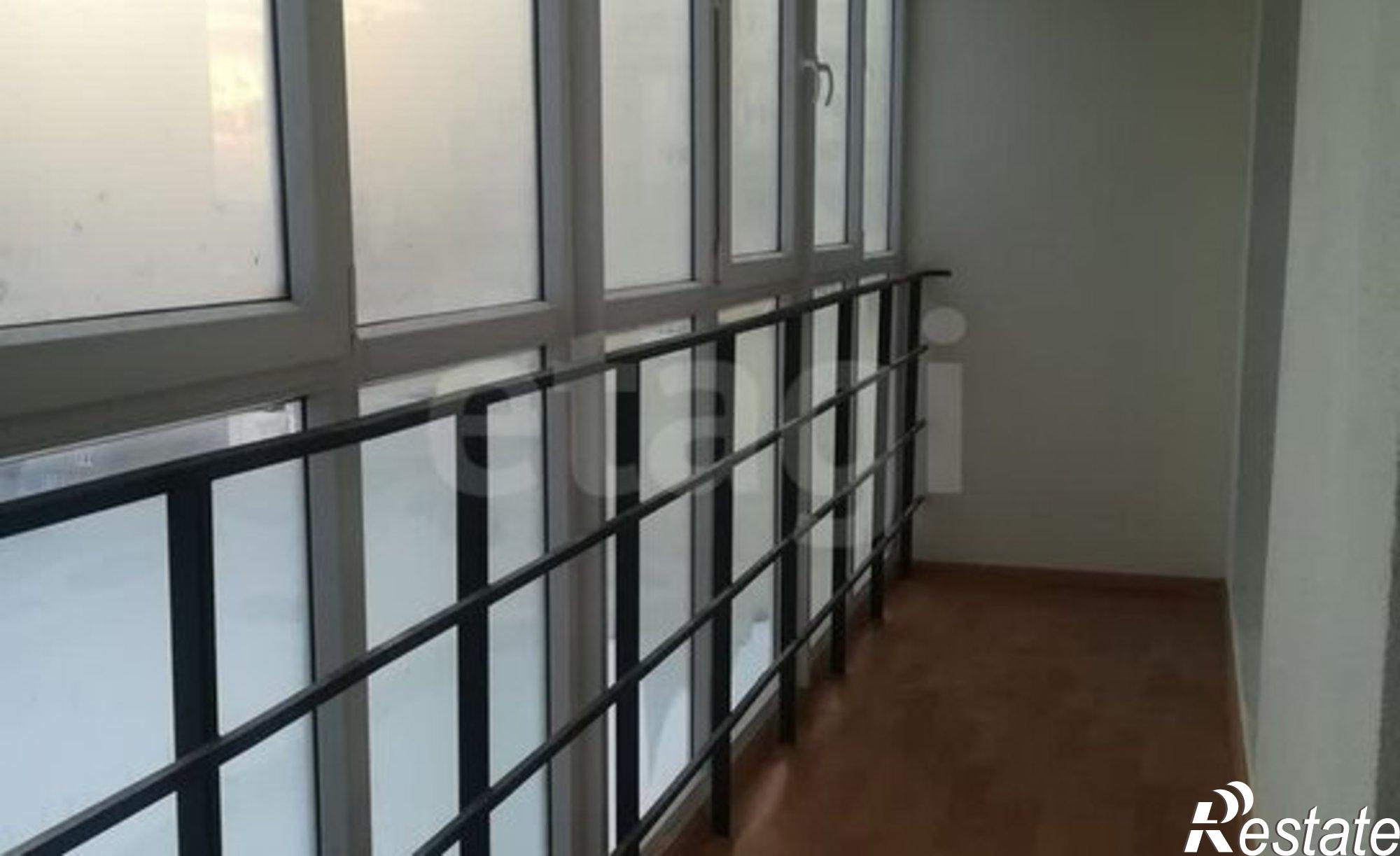 Купить квартиру за 5 000 000 рублей на 15-й микрорайон, 27