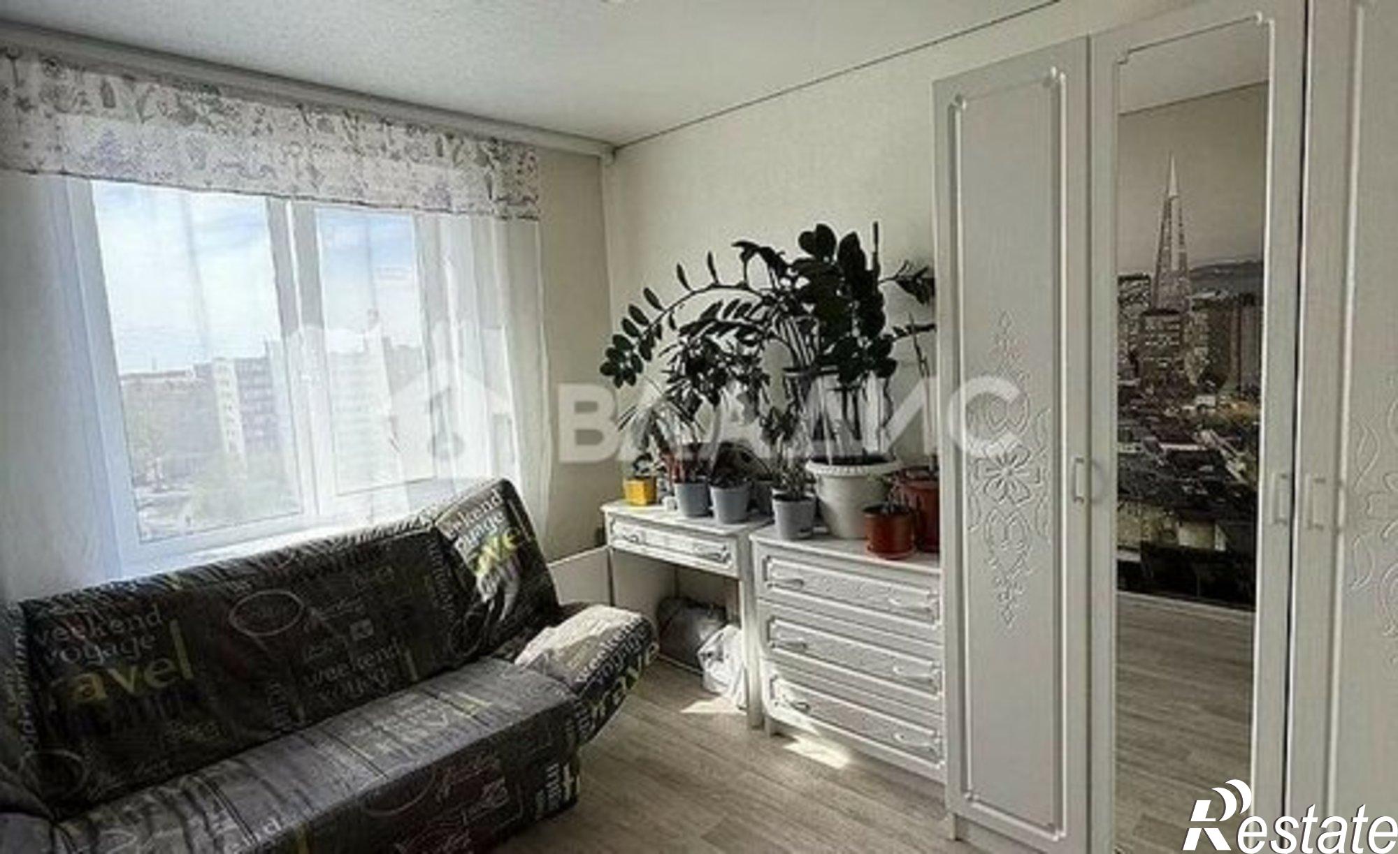 Купить квартиру за 6 050 000 рублей на 8-й микрорайон, 40