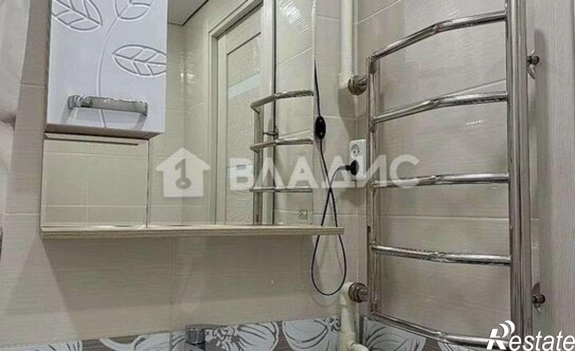 Купить квартиру за 6 050 000 рублей на 8-й микрорайон, 40