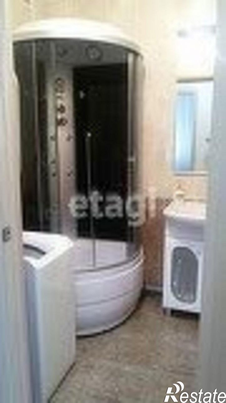 1-комн квартира 10-й микрорайон, 65А