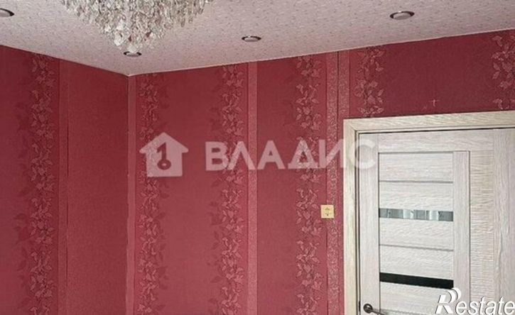 4-комн квартира 8-й микрорайон, 40