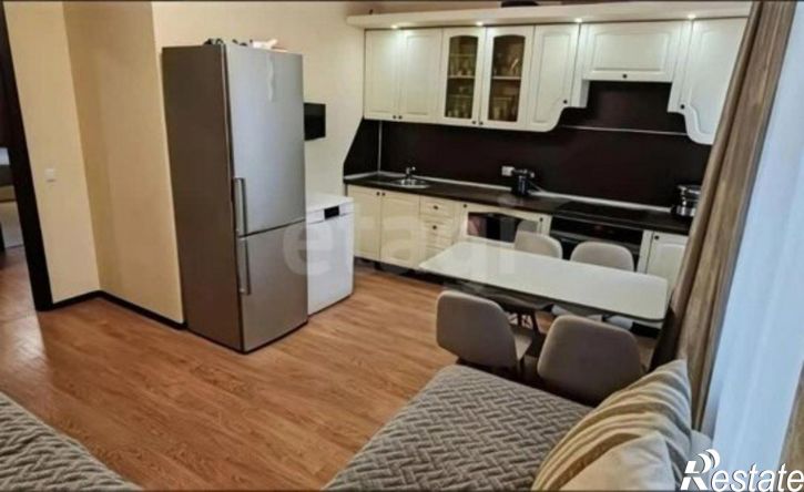 2-комн квартира 7-й микрорайон, 49А