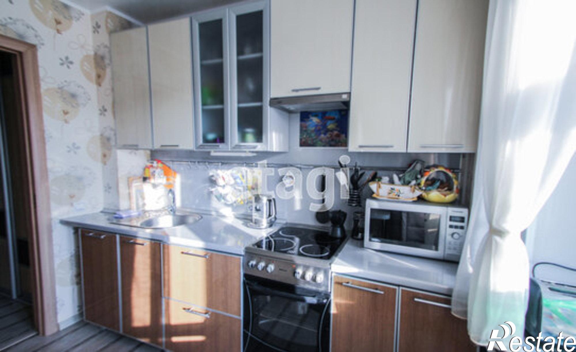 Купить квартиру за 3 700 000 рублей на 7-й микрорайон, 26