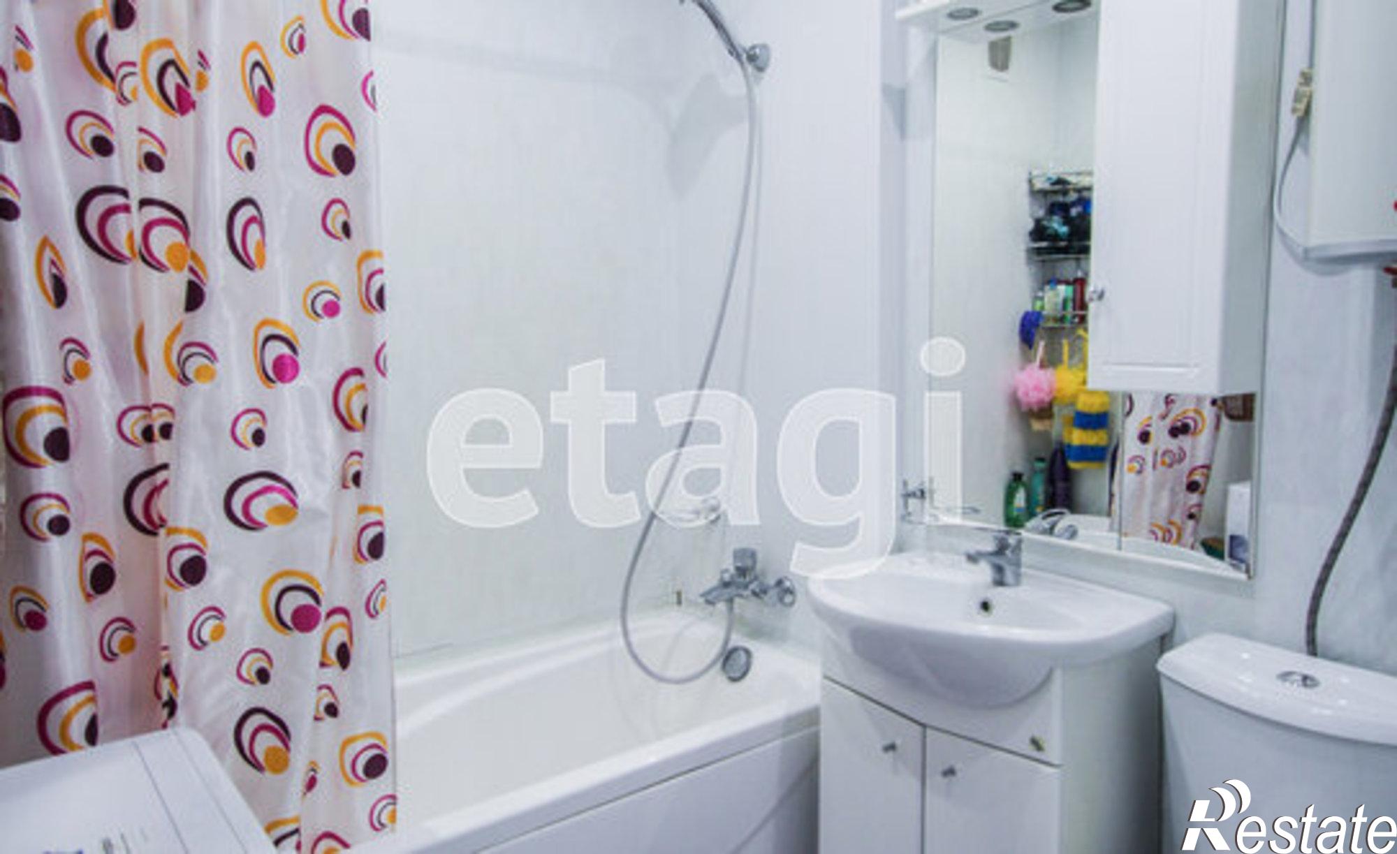 Купить квартиру за 3 700 000 рублей на 7-й микрорайон, 26