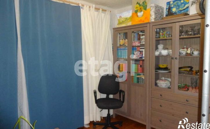 3-комн квартира 4-й микрорайон, 15