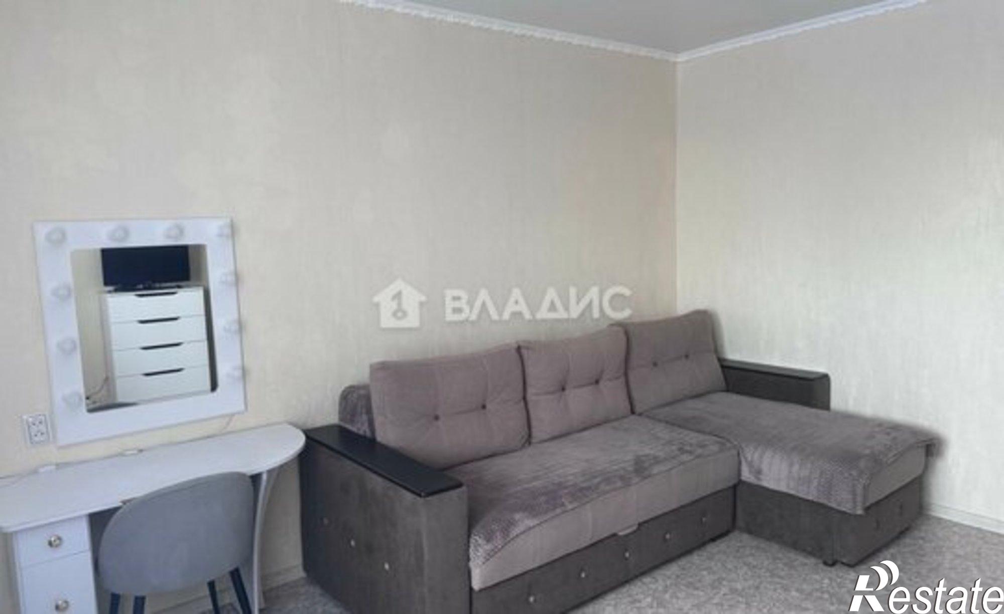 Купить квартиру за 4 700 000 рублей на 10-й микрорайон, 24