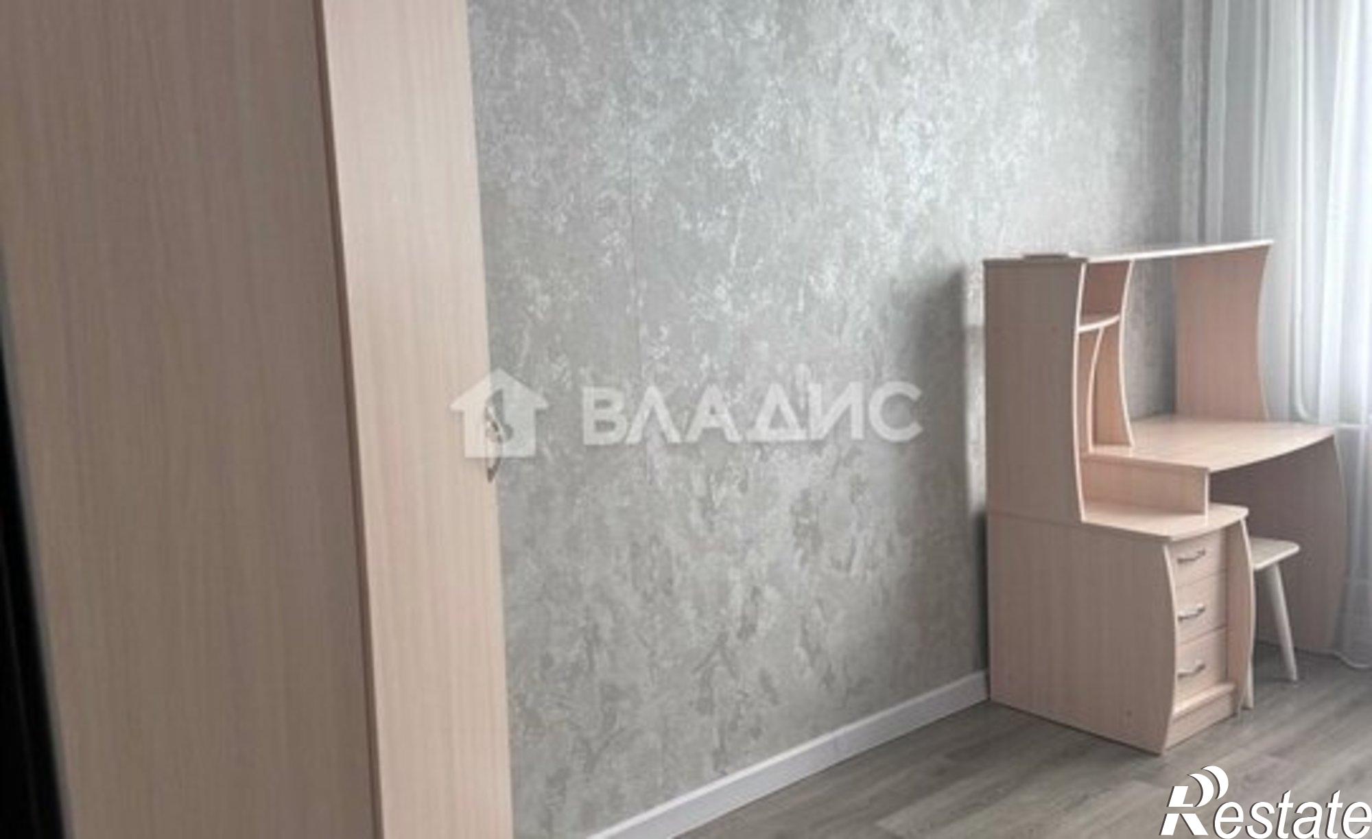 Купить квартиру за 4 700 000 рублей на 10-й микрорайон, 24