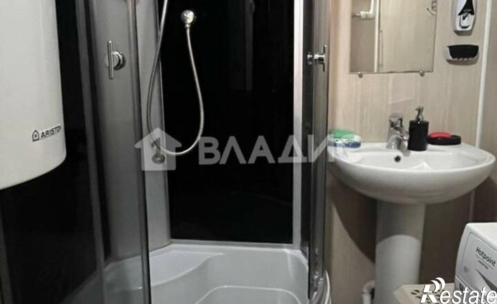 Купить квартиру за 4 700 000 рублей на 10-й микрорайон, 24