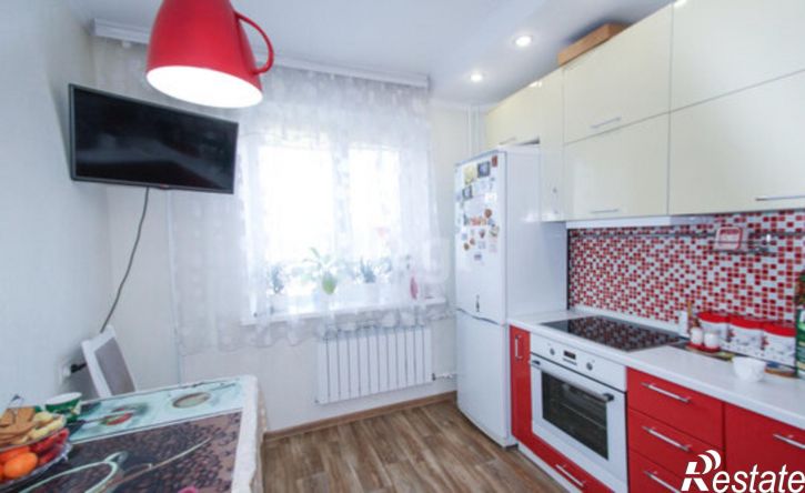 3-комн квартира 8-й микрорайон, 31