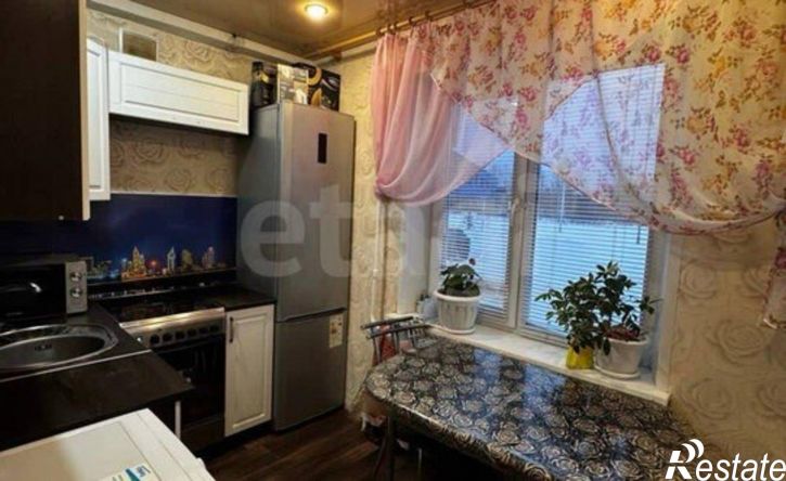 2-комн квартира микрорайон Иртышский, 14