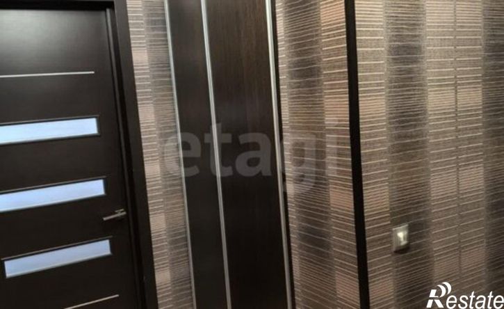 3-комн квартира микрорайон Менделеево, 8