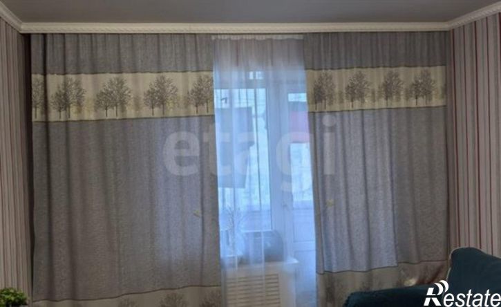 3-комн квартира микрорайон Менделеево, 8
