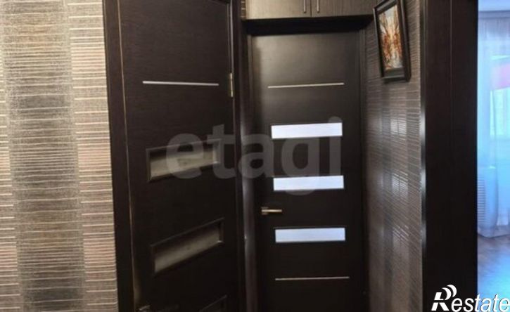 3-комн квартира микрорайон Менделеево, 8