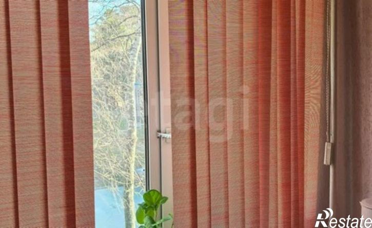 3-комн квартира микрорайон Менделеево, 8