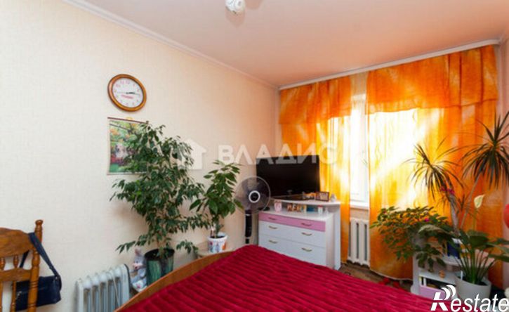 2-комн квартира 6-й микрорайон, 37