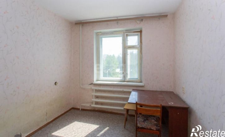 4-комн квартира 7-й микрорайон, 10