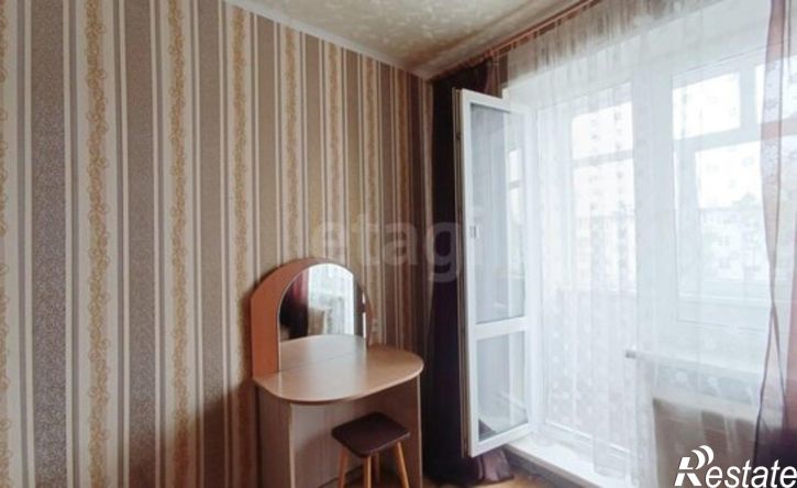 2-комн квартира 8-й микрорайон, 16