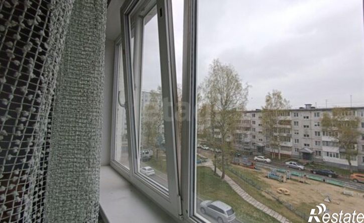 2-комн квартира 8-й микрорайон, 16