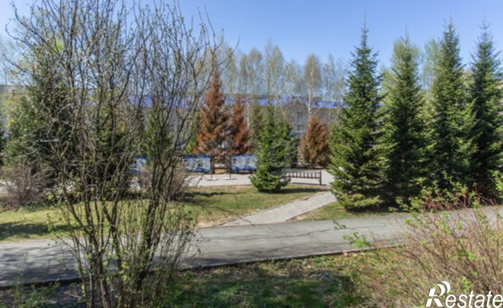 2-комн квартира 8-й микрорайон, 12