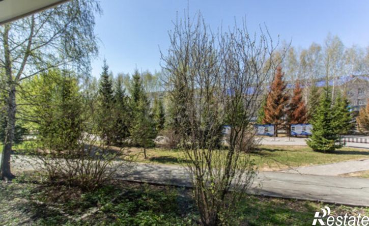 2-комн квартира 8-й микрорайон, 12