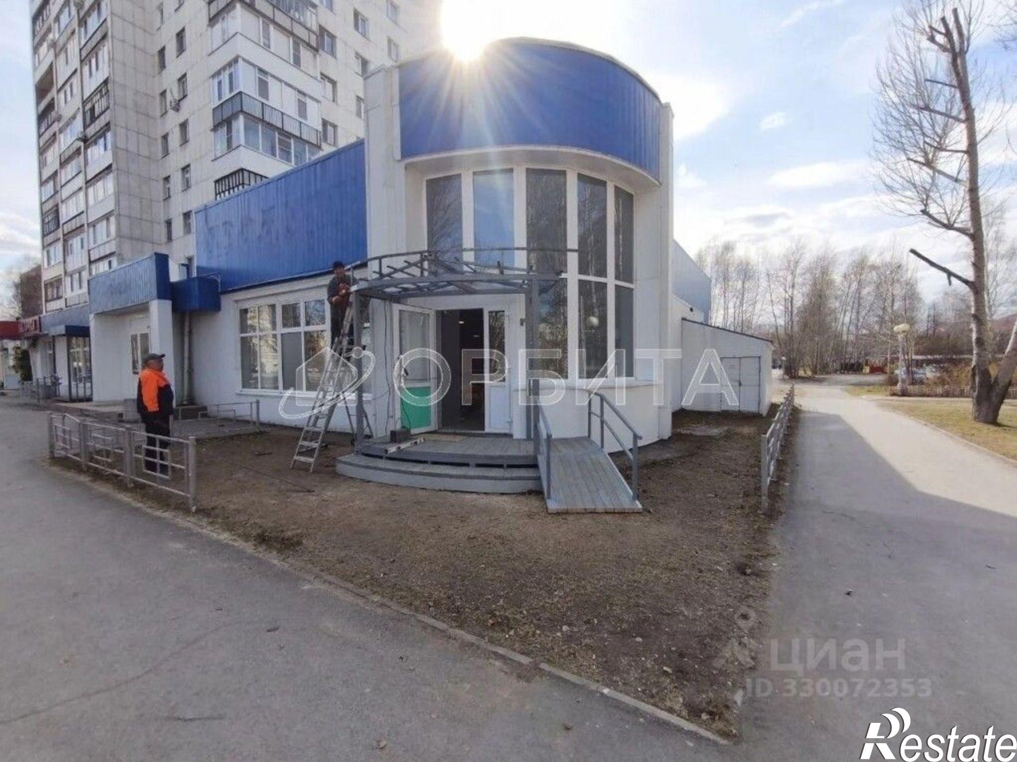 Купить торговое помещение за 36 436 600 рублей на Тобольскмкр 6, , 3