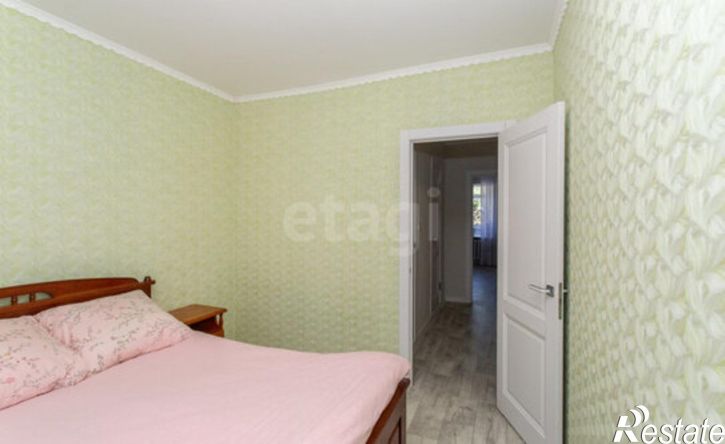 3-комн квартира 8-й микрорайон, 46