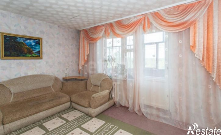 4-комн квартира 3-й микрорайон, 9