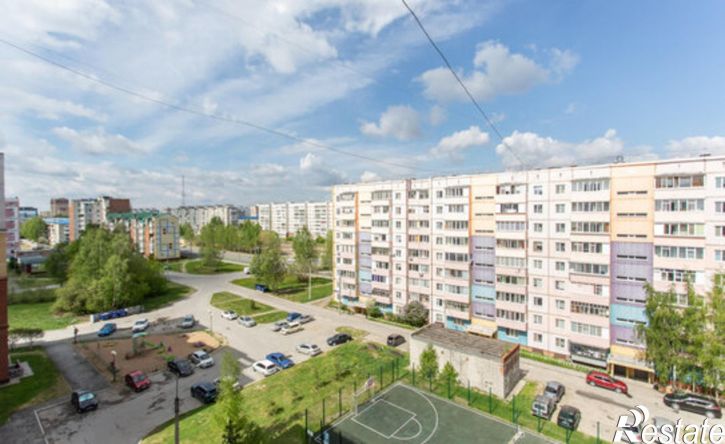 3-комн квартира микрорайон 3Б, 25