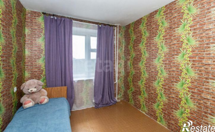 3-комн квартира микрорайон 3Б, 25