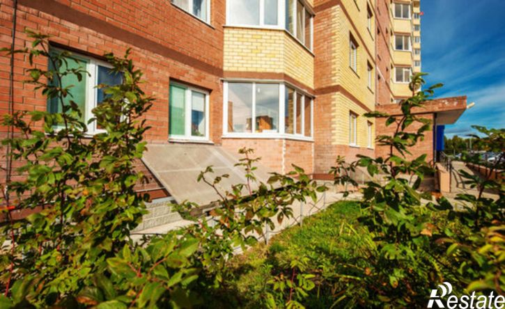 2-комн квартира 15-й микрорайон, 23