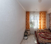 4-комн, 75кв м, этаж 2/5 4-й микрорайон, 1