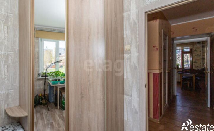 4-комн квартира микрорайон 7А, 24
