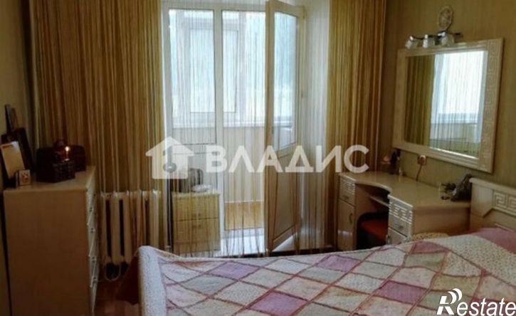 3-комн квартира 4-й микрорайон, 11А