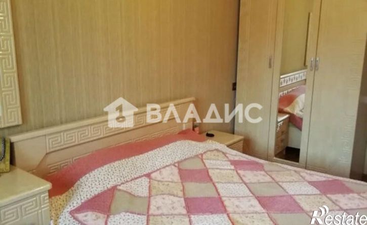 3-комн квартира 4-й микрорайон, 11А