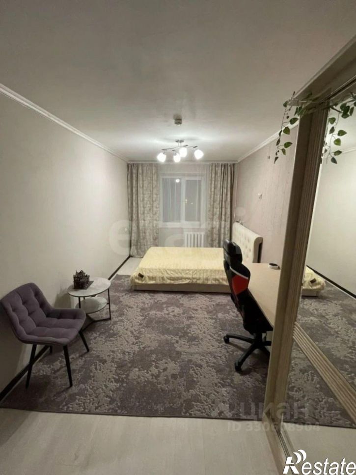 2-комн квартира пр-д Домостроителей, 1,  д. 1