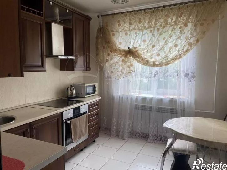 3-комн квартира Тобольский район, город Тобольск