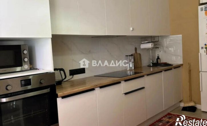 2-комн квартира 15-й микрорайон, 11А